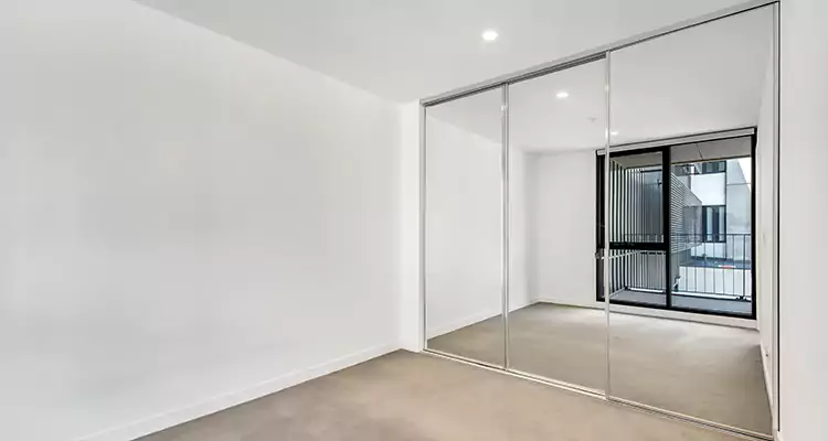 Why Homeowners Choose Us for Sliding Mirror Door Replacement in Cutler Bay, FL